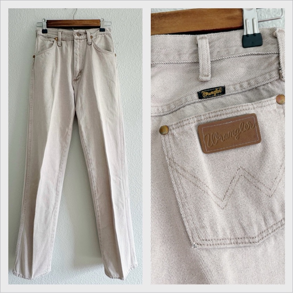 Wrangler 13MWZBJ Vintage Cream Cowboy Cut Jeans